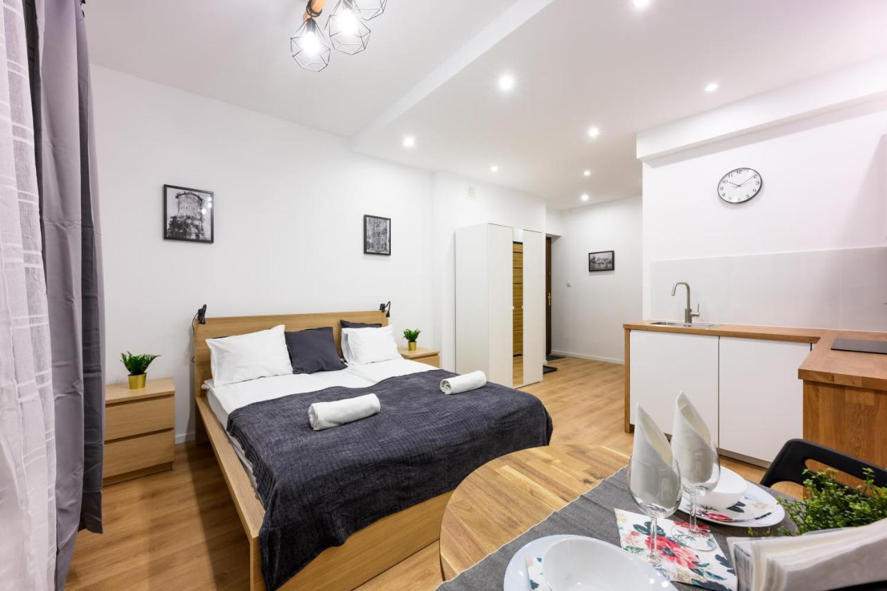 Cracow Rent Apartments - Spacious Apartments For 2-7 People In Quiet Area - Kolberga Street Nr 3 - 10 Min To Main Square By Foot คราคูฟ ภายนอก รูปภาพ