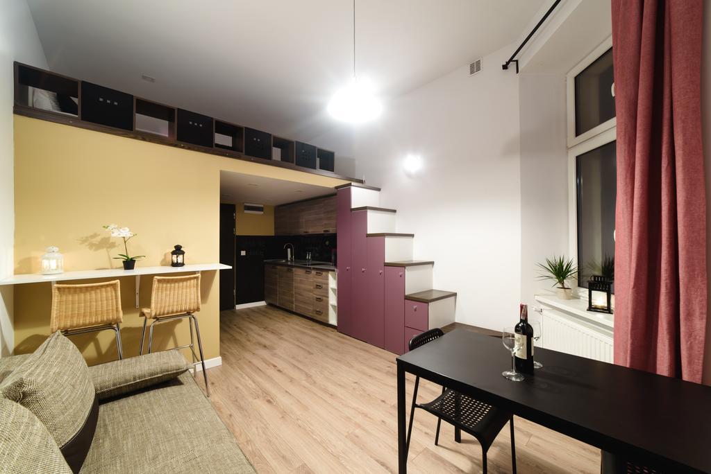 Cracow Rent Apartments - Spacious Apartments For 2-7 People In Quiet Area - Kolberga Street Nr 3 - 10 Min To Main Square By Foot คราคูฟ ภายนอก รูปภาพ